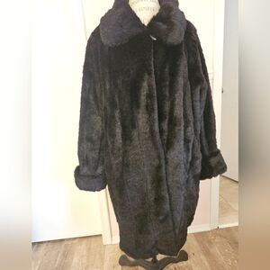 Dennis Basso Faux Fur Coat Black with Matching Scarf  1X Worn Once 3/4 Length